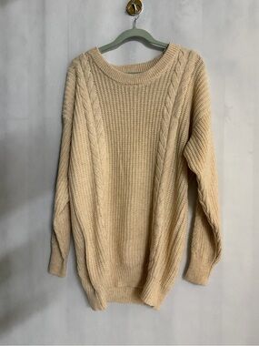 Oversized Cable Knit Tunic Sweater NWOT